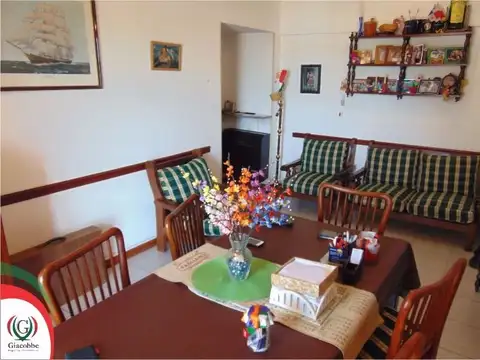 Excelente depto pleno centro de Monte Grande