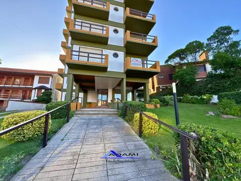 Avenida 2 , Piso 1