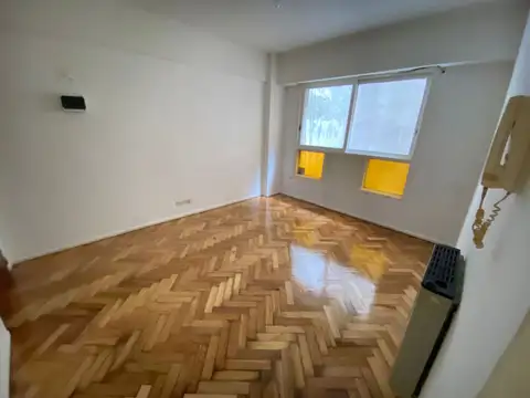 LIBERTAD 200, Piso 3