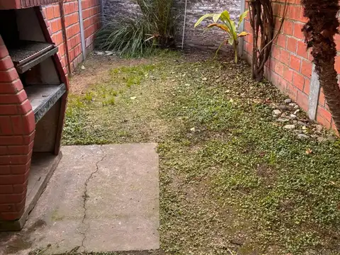 Depto Tipo Casa en Venta de 2 dormitorios
