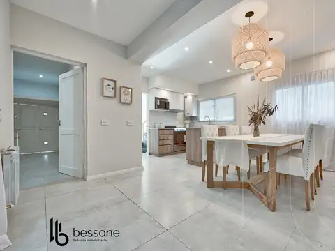 Casa en Venta al Oeste