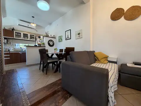 Depto Tipo Casa 3 ambientes con 1 baño