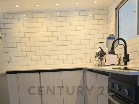 VENTA CASA 3 DOR C/PILETA EN B° SAN ISIDRO VILLA ALLENDE