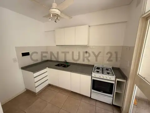 DEPARTAMENTO 2 AMBIENTES EN ALQUILER, CON BALCÓN Y PARRILLA PROPIA EN VILLA PUEYRREDÓN.