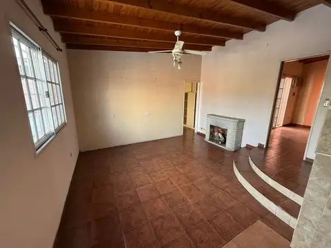 Depto Tipo Casa 2 ambientes con 1 baño