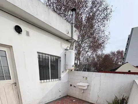Depto Tipo Casa en Alquiler de 3 ambientes