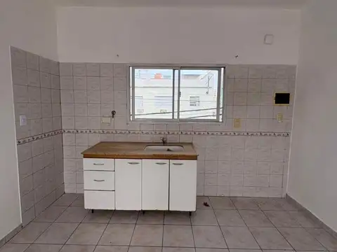Depto Tipo Casa en Alquiler al Sur