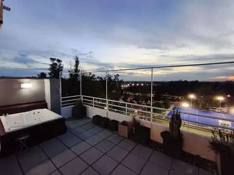 Departamento en Alquiler de 6 ambientes