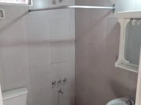 Departamento en Alquiler en Belen De Escobar, $ 250.000