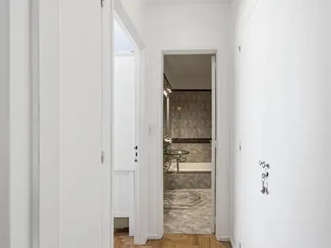 Venta 2 ambientes Belgrano Av. Monroe 2560