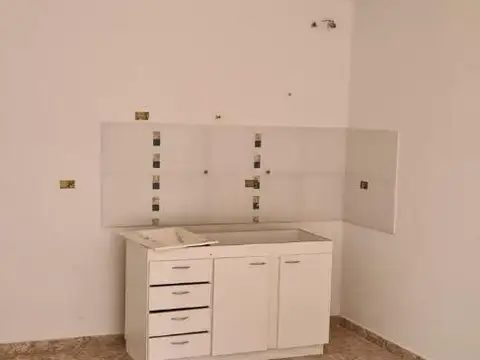 Departamento 3 ambientes a estrenar con balcón al frente!