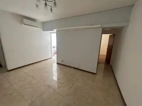 Departamento 2 ambientes con patio