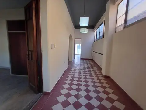 Depto Tipo Casa 5 ambientes con 2 baños