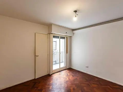 Mario Bravo 1100, Piso 7