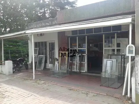 Local en Venta 35 años