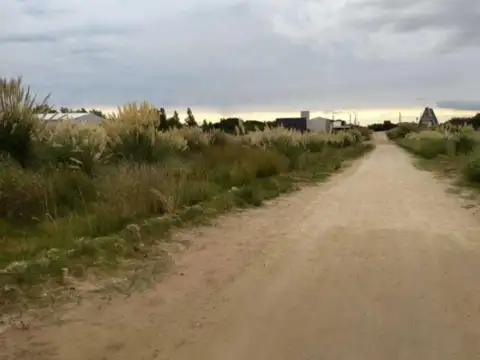 Santa Fe e/ Jujuy y Tres Arroyos