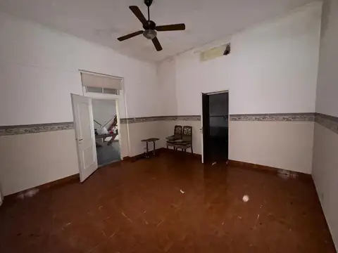 Venta Casa 4 ambientes con terraza en Parque Chas