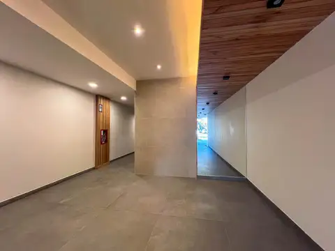 Departamento en Alquiler en Parque Chacabuco, $ 850.000