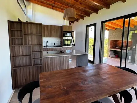 VENTA CASA 1 DORMITORIO EN BUEN AIRE ASCOCHINGA