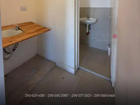 Local - Alquiler - Argentina, Neuquén - Jujuy 234