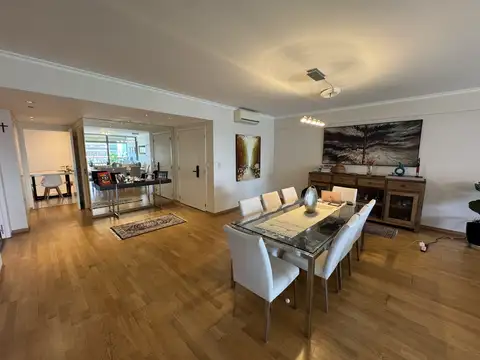 Departamento en Alquiler con 2 cocheras