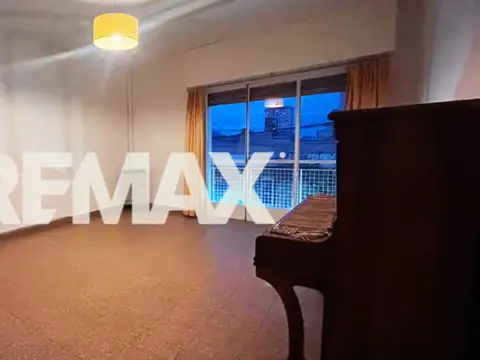 Departamento 6 ambientes con 1 baño