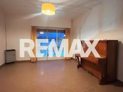 Departamento en Alquiler en Cipolletti, $ 2.000.000