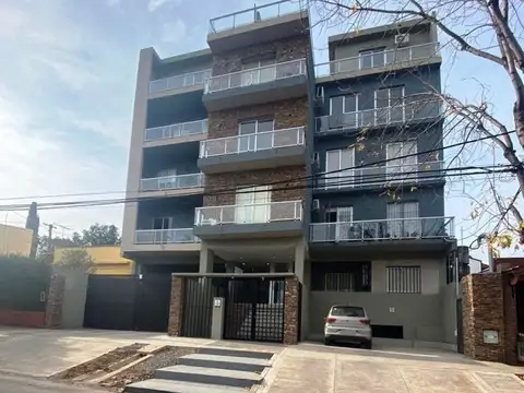 Farias 1300, Piso 3