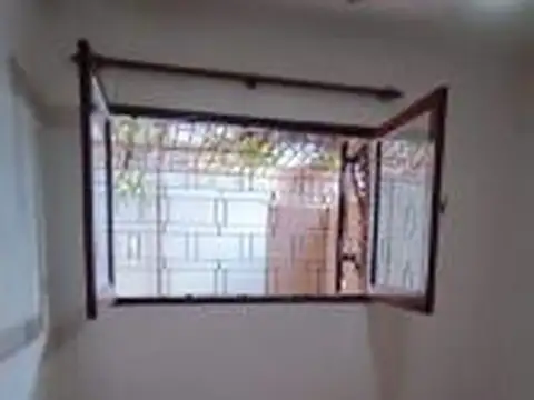 Espora y Julián Aguirre