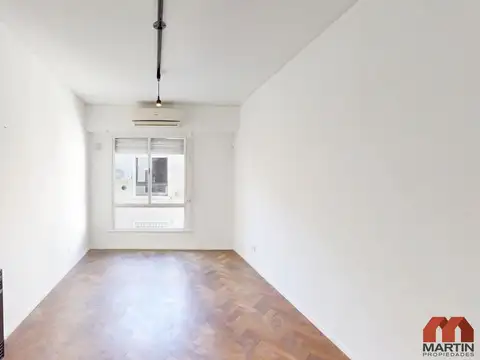 Departamento en Venta de 2 Ambientes en San Isidro | Reciclado, ideal vivienda o uso profesional