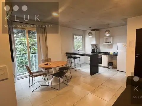 Departamento dos ambientes en Palermo.