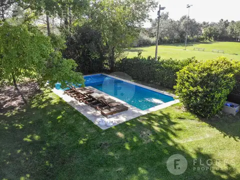 Quinta en Alquiler en Villa Rosa, USD 8.000