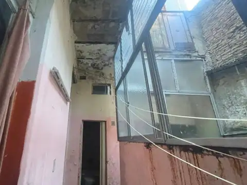 PH 2 AMB A REFACCIONAR EN SAN NICOLAS POR ESCALERA