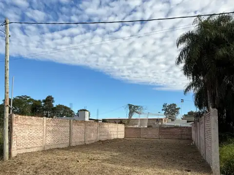 Terreno en Venta 20  mts Frente