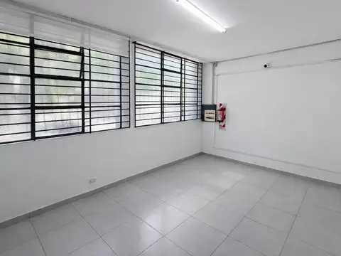 Galpon en Venta en Villa General Mitre, USD 650.000