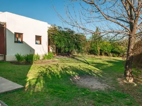 Casa en Venta con 1 cochera