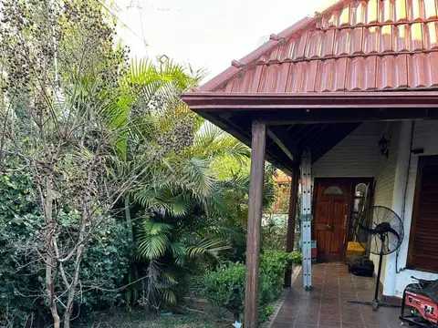 Canadá e/ Tacuarí y Viamonte