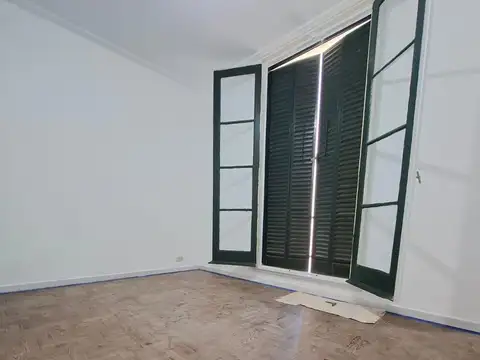 Depto Tipo Casa 3 ambientes con 2 baños