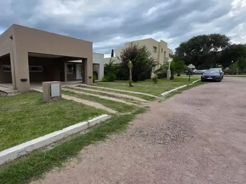 Casa - Venta - Argentina, Juana Koslay