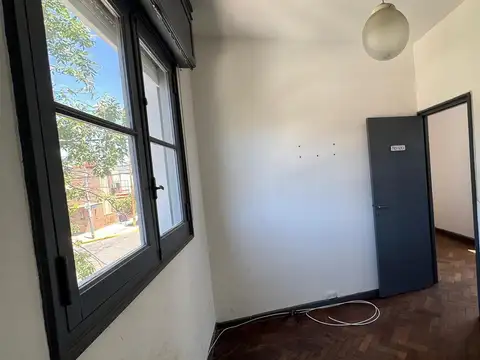 Depto Tipo Casa en Alquiler 60 años