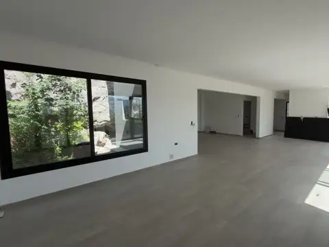 Casa en Venta al Oeste