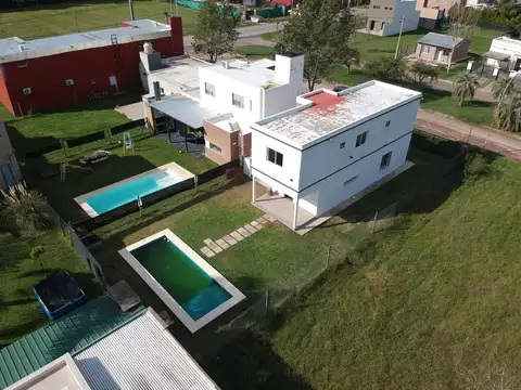 Casa en Alquiler al Este