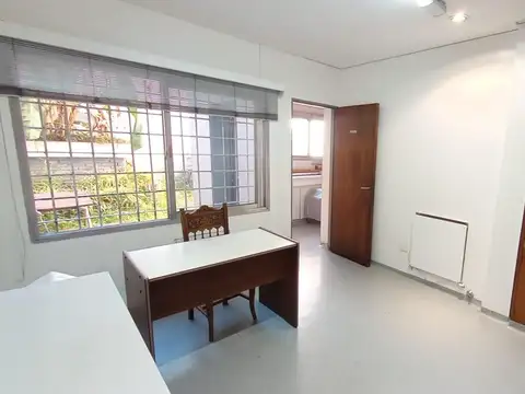 Oportunidad Alquiler - Edificio Comercial - Oficinas en el centro de San Fernando