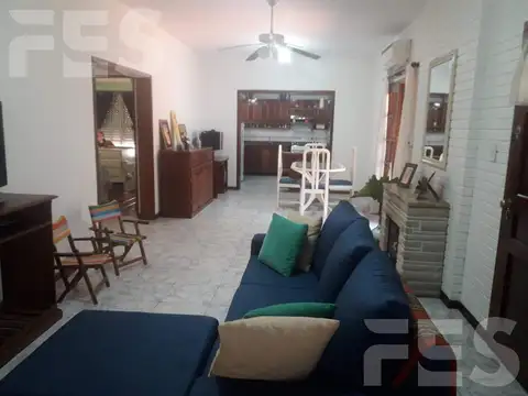 Casa en Venta en Burzaco, USD 170.000
