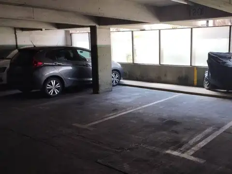 COCHERA DOBLE TECHADA VENTA BELGRANO SEGURIDAD