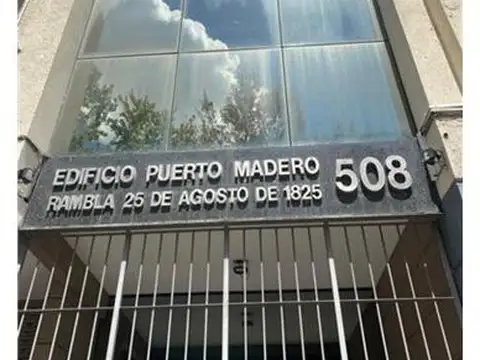 LOCAL en Ciudad Vieja, Montevideo