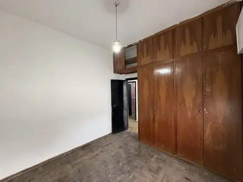 Casa en ALQUILER Sobre terreno propio de 350 m²