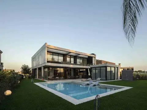 Casa en Venta en Terralagos