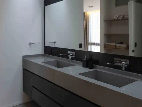 Casa en Venta en Terralagos, USD 885.000