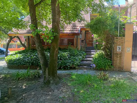 Casa en venta c/ cochera en Boulogne Sur Mer